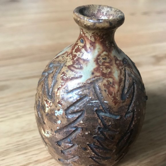 Signed Ceramic Bud Vase with Tree Carvings - Handcrafted Art Decor - Picture 2 of 5